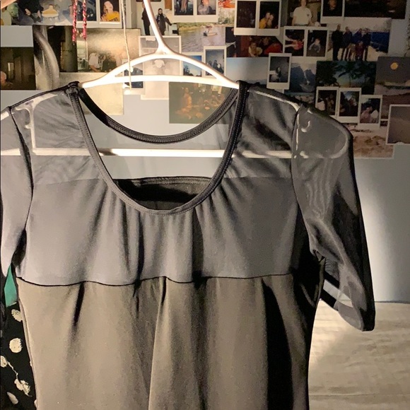 Simple Black Dress - Picture 3 of 4